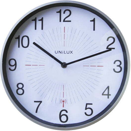 Unilux OUTDOOR vægur med 35,5 cm diameter i farven sort